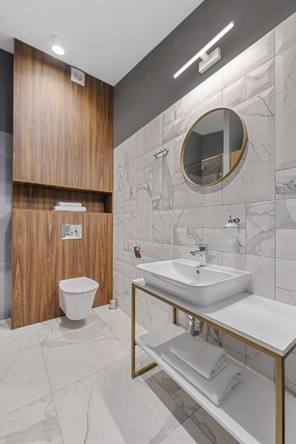 Aparthotel Krzywa Kamienica Lodž Exteriér fotografie