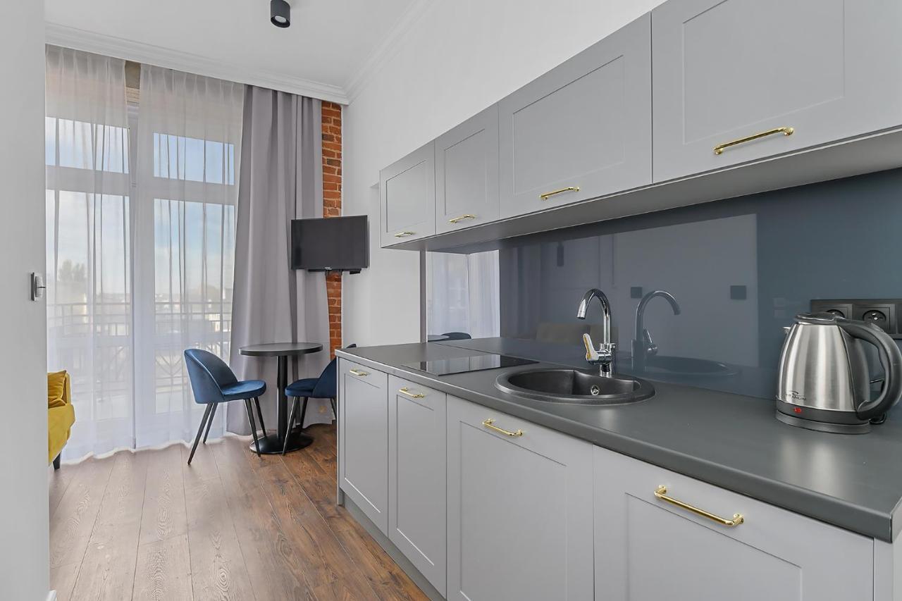 Aparthotel Krzywa Kamienica Lodž Exteriér fotografie