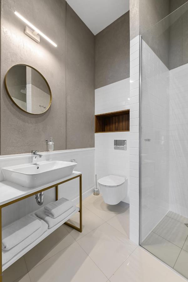 Aparthotel Krzywa Kamienica Lodž Exteriér fotografie