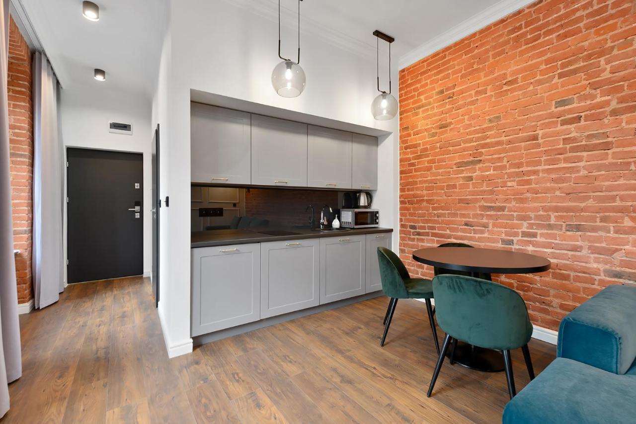 Aparthotel Krzywa Kamienica Lodž Exteriér fotografie