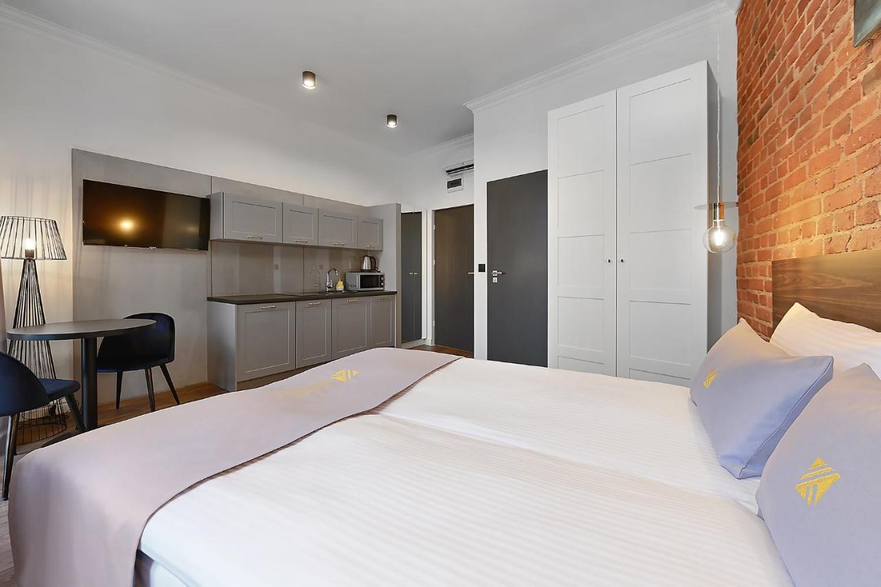Aparthotel Krzywa Kamienica Lodž Exteriér fotografie