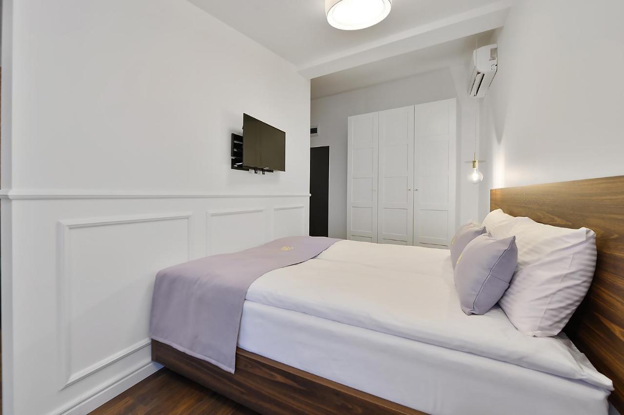 Aparthotel Krzywa Kamienica Lodž Exteriér fotografie