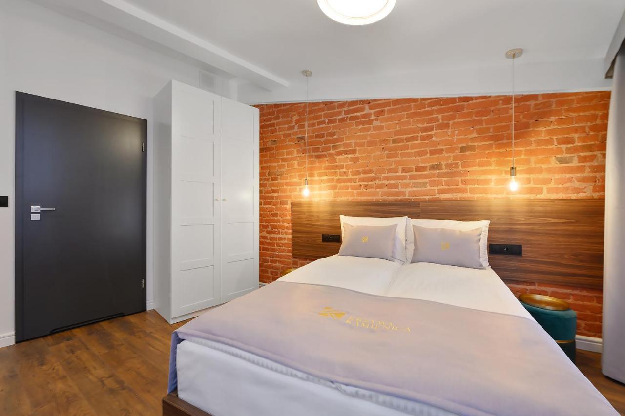 Aparthotel Krzywa Kamienica Lodž Exteriér fotografie